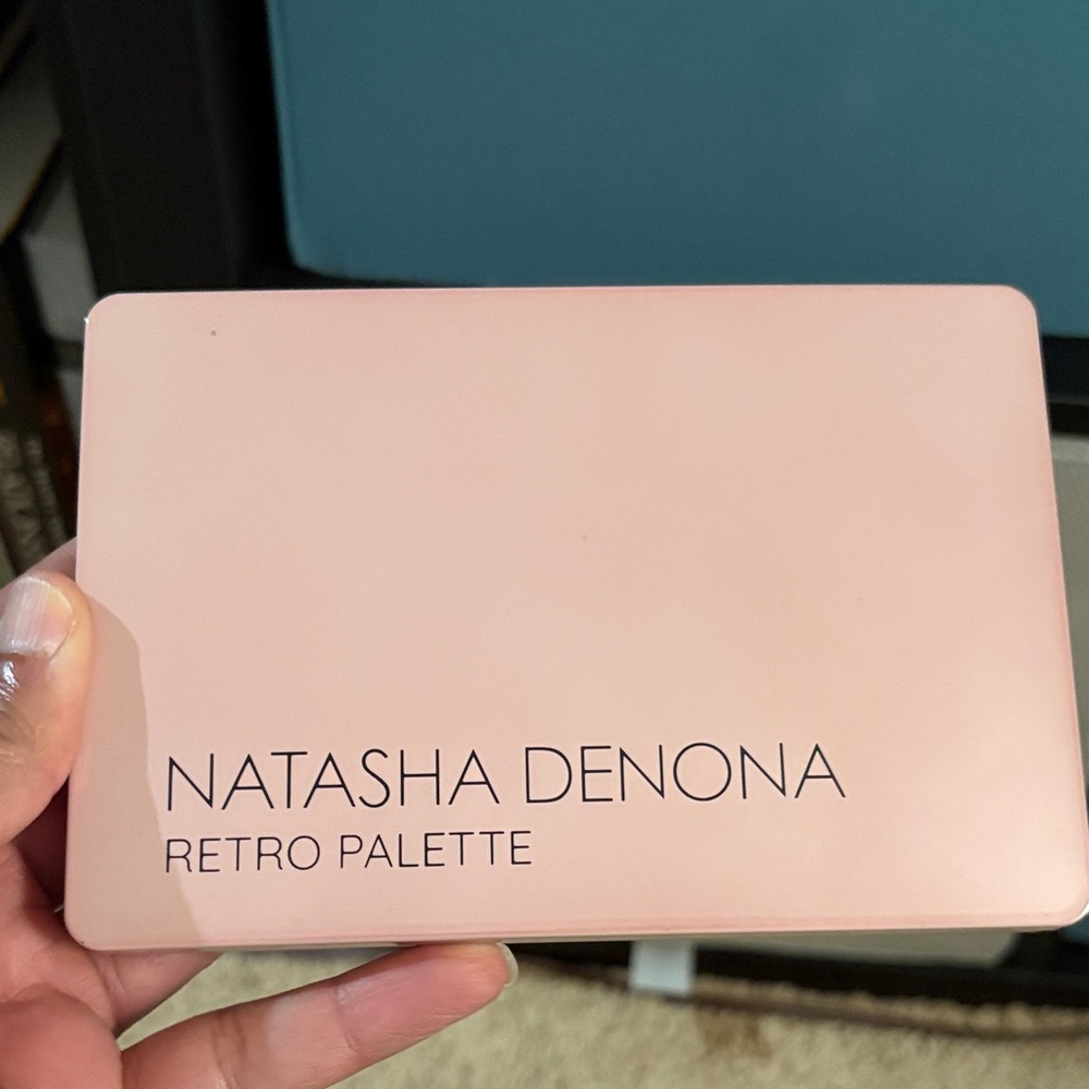 Natasha Denona Retro Palette in Soft Pink